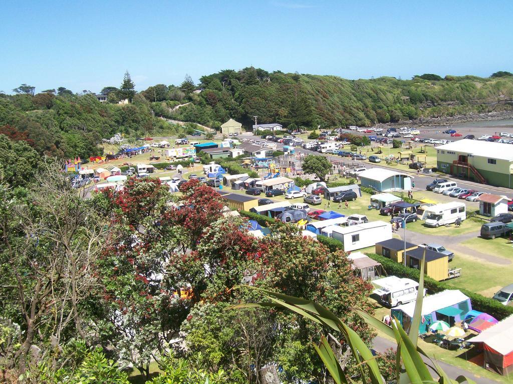 Hotel Opunake Beach Kiwi Holiday Park Extérieur photo